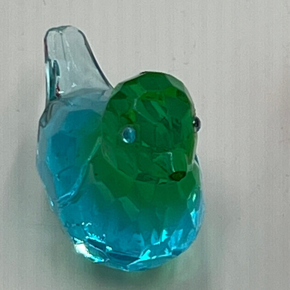 Bird Figurines Set of 2 Red Blue Green Very Good Miniature Decor - Picture 3 of 6